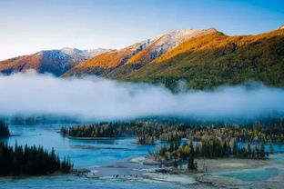 下月,新疆最绝美的时刻即将来临,沿着一条公路,看遍新疆美景