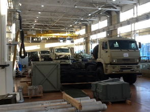 俄罗斯研制新型无人炮塔装甲车 总统普京前往视察