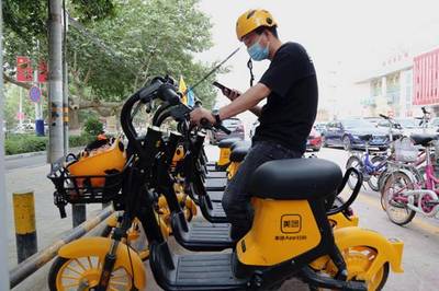 新疆阿瓦提县:开启绿色环保低碳出行新时代