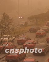 新疆哈密沙尘暴影响北京，环保部门加强源头治理与预警